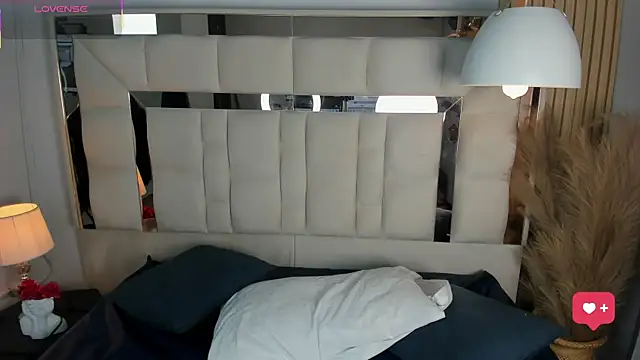 Snapshot of AnguelJones chatting on November 28, 2025, 4:26 am AnguelJones online show from November 28, 2025, 4:26 am