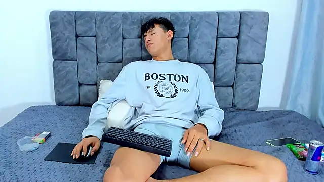 Snapshot of Nicolas_Torres_ chatting on November 4, 2025, 5:39 am Nicolas Torres online show from November 4, 2025, 5:39 am