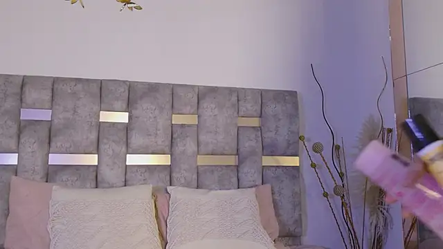 Snapshot of Karina_Wong chatting on November 1, 2025, 7:27 pm Karina Wong online show from November 1, 2025, 7:27 pm