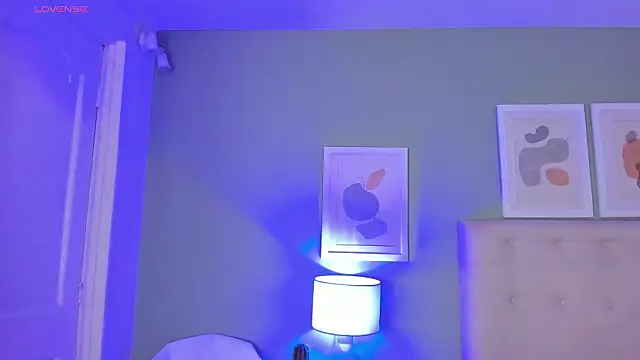 ApoloRicci online show from March 9, 2026, 8:13 pm