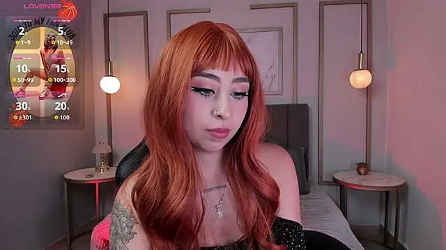 Snapshot of riley__reid chatting on November 14, 2025, 9:35 pm riley reid online show from November 14, 2025, 9:35 pm