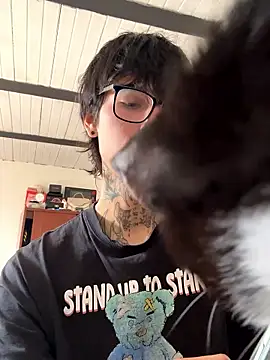 Snapshot of sflps chatting on February 9, 2026, 6:56 pm sflps online show from February 9, 2026, 6:56 pm