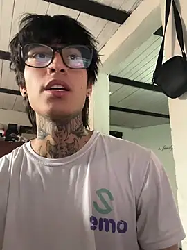 Snapshot of sflps chatting on February 11, 2026, 7:19 pm sflps online show from February 11, 2026, 7:19 pm