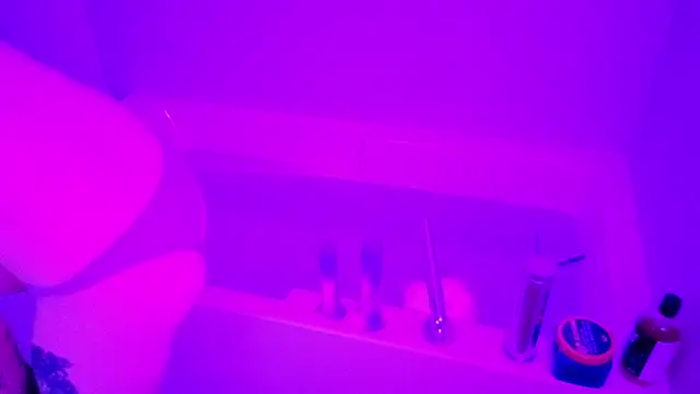 GreenBabyy online show from March 17, 2026, 12:04 am