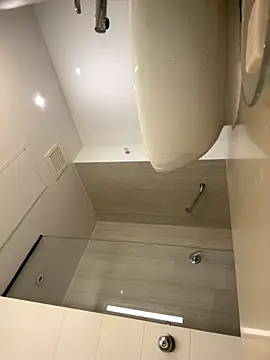 Kmiii21 online show from November 3, 2025, 2:18 pm