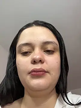 Selena Roa online show from October 26, 2025, 12:11 pm