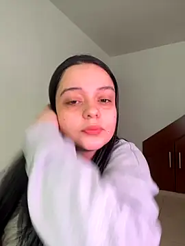 Selena Roa online show from November 26, 2025, 2:29 pm