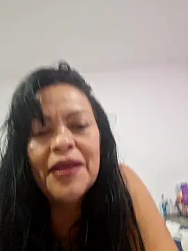 Snapshot of viviana-sexi chatting on June 16, 2026, 11:02 am viviana-sexi online show from June 16, 2026, 11:02 am