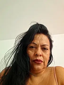 Snapshot of viviana-sexi chatting on June 17, 2026, 1:01 pm viviana-sexi online show from June 17, 2026, 1:01 pm