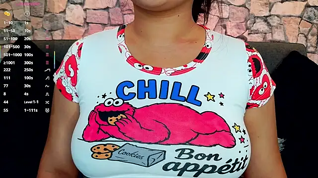 Snapshot of mia_roux1 chatting on November 1, 2025, 5:04 pm mia roux1 online show from November 1, 2025, 5:04 pm