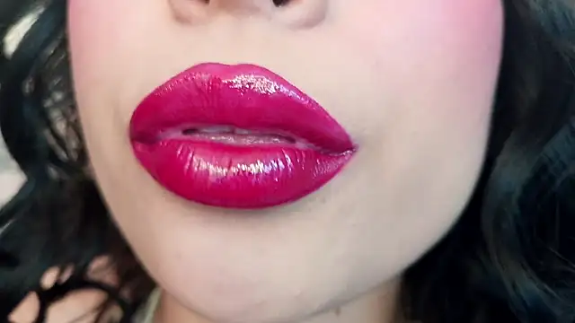 Snapshot of mia_roux1 chatting on November 21, 2025, 7:01 pm mia roux1 online show from November 21, 2025, 7:01 pm