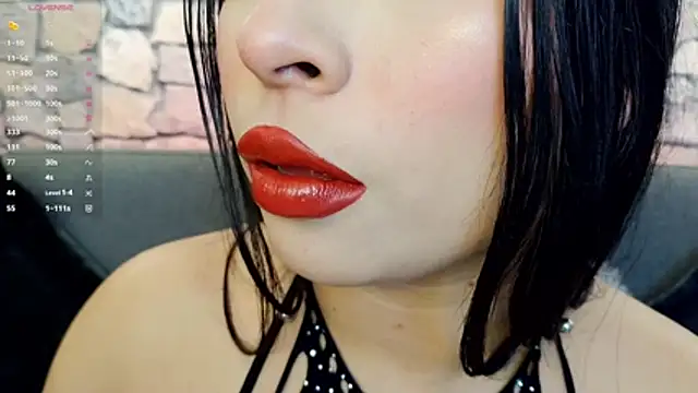 Snapshot of mia_roux1 chatting on November 29, 2025, 11:19 pm mia roux1 online show from November 29, 2025, 11:19 pm