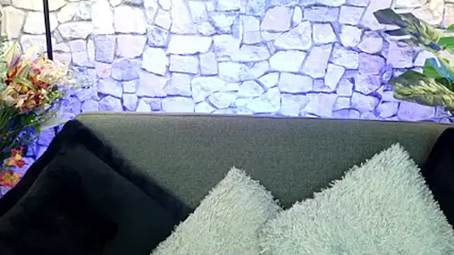 Snapshot of mia_roux1 chatting on November 30, 2025, 4:55 pm mia roux1 online show from November 30, 2025, 4:55 pm