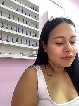 Snapshot of PaulaCruz01 chatting on November 5, 2025, 7:03 pm PaulaCruz01 online show from November 5, 2025, 7:03 pm