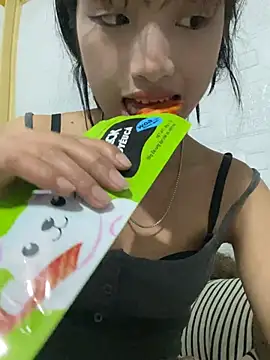 Snapshot of 2k7-sex chatting on March 7, 2026, 12:02 pm 2k7-sex online show from March 7, 2026, 12:02 pm