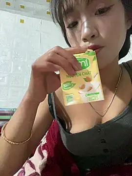 Snapshot of 2k7-sex chatting on March 13, 2026, 11:17 am 2k7-sex online show from March 13, 2026, 11:17 am