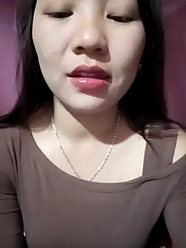 -Lanaa- online show from February 7, 2026, 11:08 pm