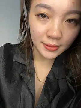 Snapshot of helo-kitty chatting on November 3, 2025, 8:48 am helo-kitty online show from November 3, 2025, 8:48 am