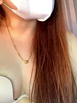 Snapshot of helo-kitty chatting on January 7, 2026, 1:35 pm helo-kitty online show from January 7, 2026, 1:35 pm