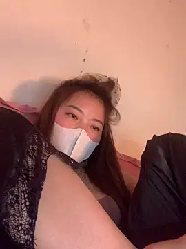 Snapshot of helo-kitty chatting on February 11, 2026, 3:17 pm helo-kitty online show from February 11, 2026, 3:17 pm