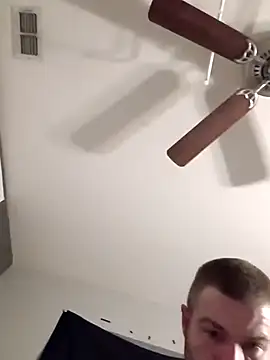 Snapshot of DadDDick925 chatting on November 26, 2025, 2:01 am DadDDick925 online show from November 26, 2025, 2:01 am