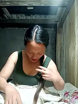 Snapshot of Phantamay chatting on March 5, 2026, 12:34 pm Phantamay online show from March 5, 2026, 12:34 pm