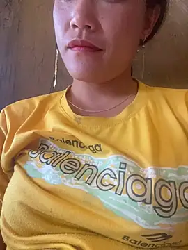 Snapshot of Phantamay chatting on April 9, 2026, 5:51 am Phantamay online show from April 9, 2026, 5:51 am