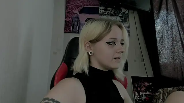 Holy Mistress S online show from July 7, 2026, 7:56 am