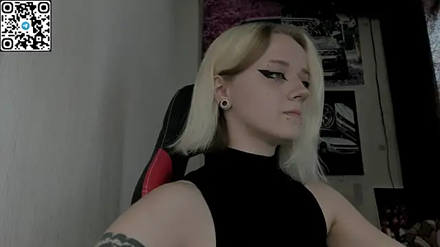 Holy Mistress S online show from July 10, 2026, 8:18 am