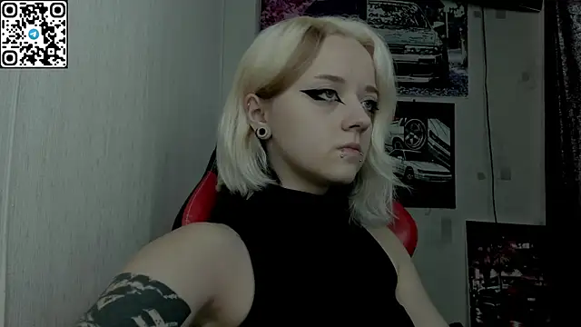 Holy Mistress S online show from July 22, 2026, 8:06 am