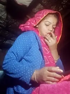 Snapshot of Poonam_cute chatting on December 4, 2025, 12:42 am Poonam cute online show from December 4, 2025, 12:42 am