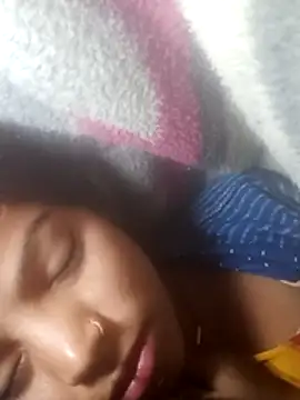 Snapshot of Poonam_cute chatting on December 4, 2025, 9:34 pm Poonam cute online show from December 4, 2025, 9:34 pm