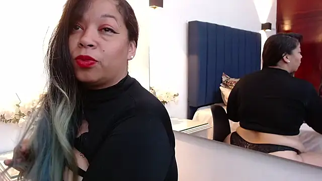 Snapshot of Angyrios chatting on October 23, 2025, 2:16 pm Angyrios online show from October 23, 2025, 2:16 pm