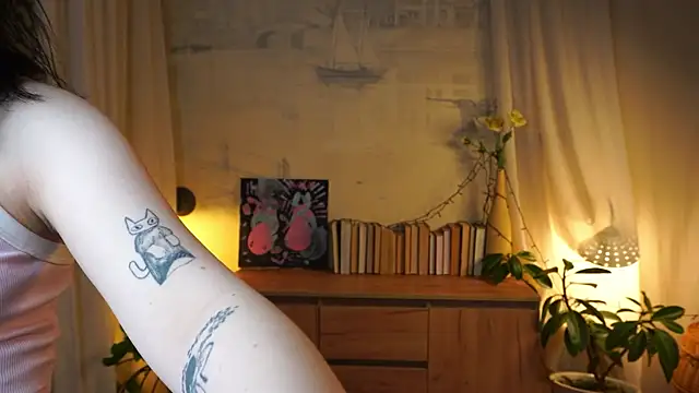 Snapshot of JanelAkerley chatting on November 22, 2025, 3:38 am JanelAkerley online show from November 22, 2025, 3:38 am