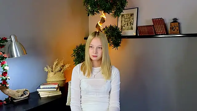 Snapshot of YungLyssy chatting on November 2, 2025, 2:58 am YungLyssy online show from November 2, 2025, 2:58 am