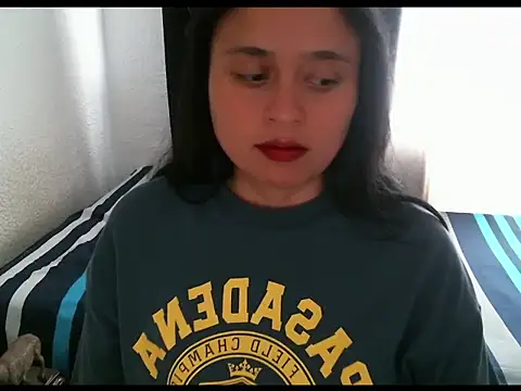 Snapshot of Negritatata chatting on May 27, 2026, 4:59 pm Negritatata online show from May 27, 2026, 4:59 pm