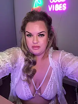 Snapshot of Scottish_Milf_Bella_xo chatting on October 31, 2025, 12:55 am Scottish Milf Bella xo online show from October 31, 2025, 12:55 am