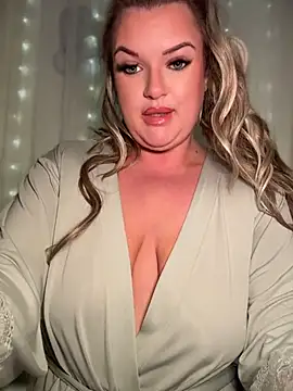 Snapshot of Scottish_Milf_Bella_xo chatting on April 9, 2026, 10:26 pm Scottish Milf Bella xo online show from April 9, 2026, 10:26 pm