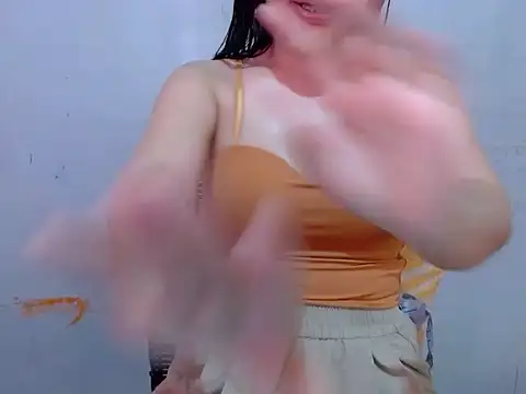 Skinny Jean18xxx online show from July 11, 2026, 12:35 am