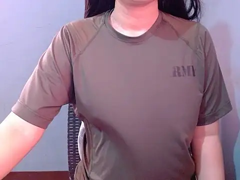 Skinny Jean18xxx online show from August 3, 2026, 5:06 am