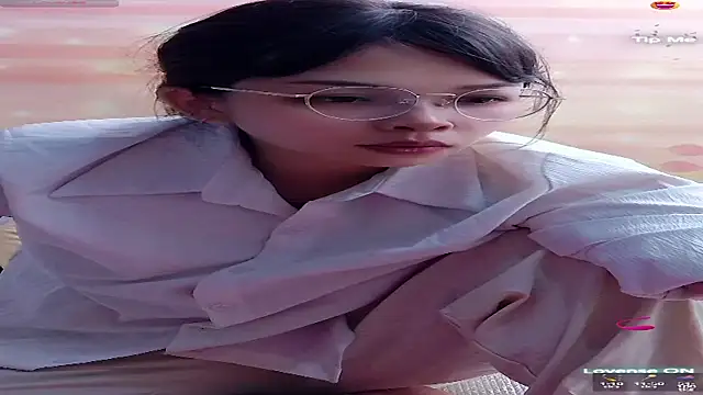 Maomilove1 online show from July 2, 2026, 12:55 pm