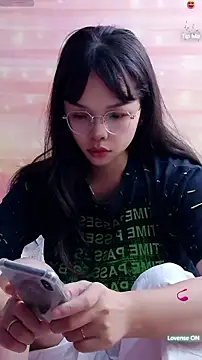 Maomilove1 online show from July 3, 2026, 2:01 pm
