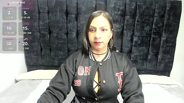 Snapshot of Alice__Morgan_ chatting on November 30, 2025, 11:58 am Alice Morgan online show from November 30, 2025, 11:58 am