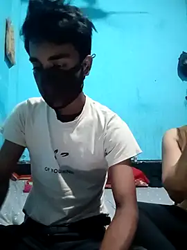 Snapshot of CoupleShow_432 chatting on November 12, 2025, 11:43 am CoupleShow 432 online show from November 12, 2025, 11:43 am