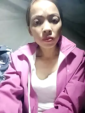 Snapshot of Karin-n chatting on October 25, 2025, 2:19 am Karin-n online show from October 25, 2025, 2:19 am