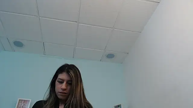 SusanWilliams  online show from February 5, 2026, 11:04 am