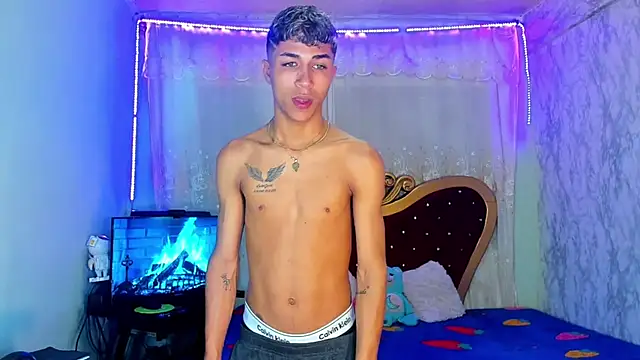 Snapshot of boyswantingplay chatting on February 26, 2026, 5:34 pm boyswantingplay online show from February 26, 2026, 5:34 pm