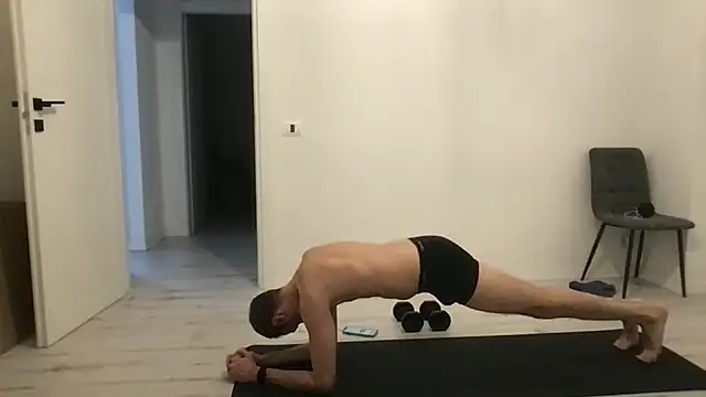 Snapshot of LukaShyGuy chatting on December 2, 2025, 6:58 pm LukaShyGuy online show from December 2, 2025, 6:58 pm