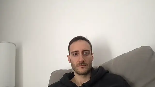 Snapshot of LukaShyGuy chatting on February 22, 2026, 9:08 am LukaShyGuy online show from February 22, 2026, 9:08 am