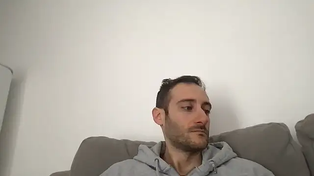 Snapshot of LukaShyGuy chatting on February 23, 2026, 10:01 am LukaShyGuy online show from February 23, 2026, 10:01 am